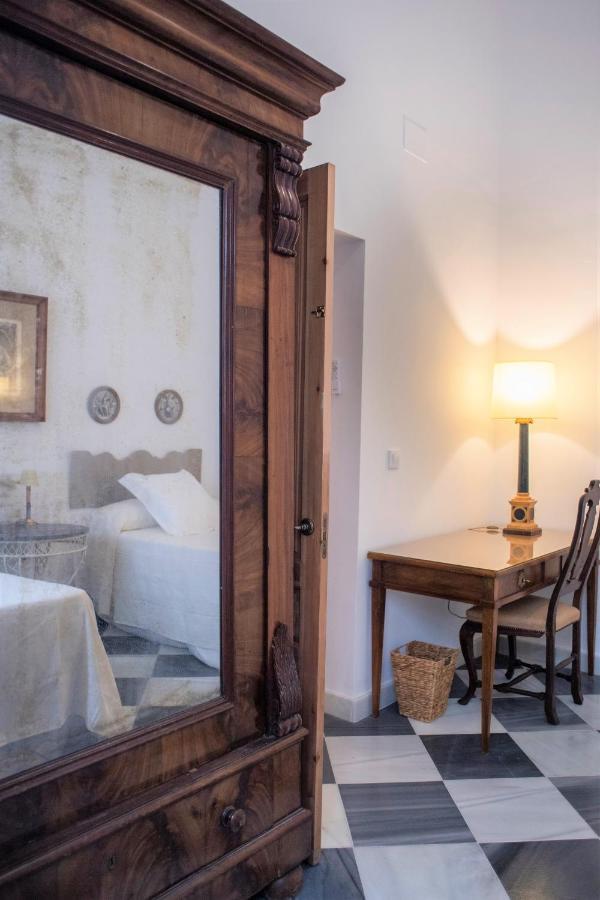 Gatu Premium Apartamento Palacio Oneto Con Jardin Privado " Preferente Mayores De 25 Anos Y Familias " Эль-Пуэрто-де-Санта-Мария Экстерьер фото